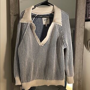 Aerie women's Navy and White Striped Sweater